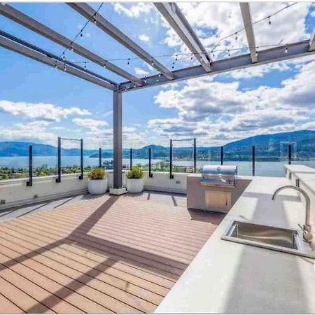 Amazing Brand New Lakeview Condo Downtown Kelowna Exterior photo